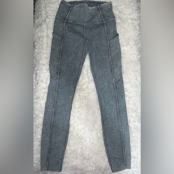 Limited 💓Fast and Free high rise crop 19” - Picture 3 of 4